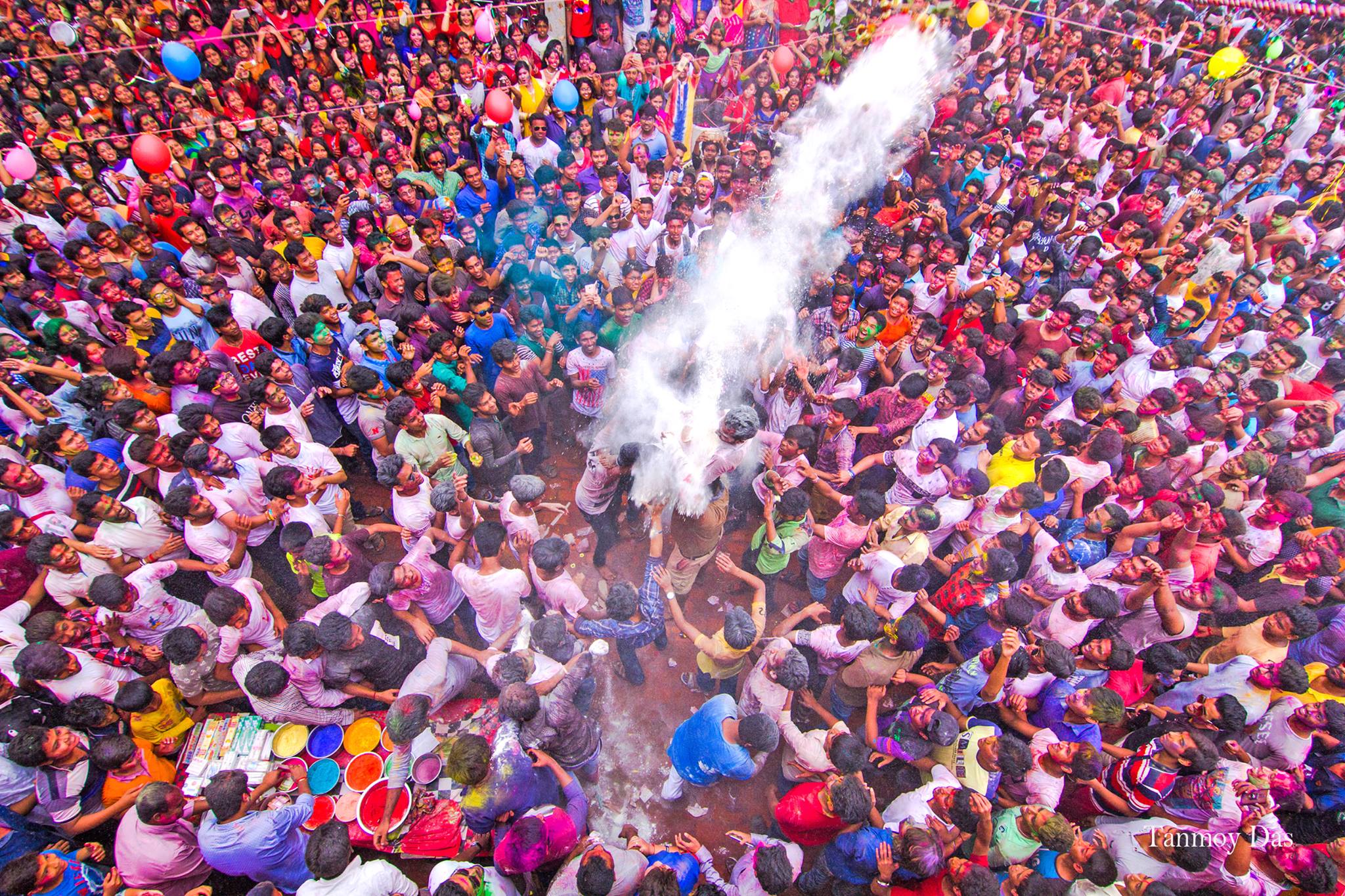 Hindu spring festival Tanmoy Das Photo